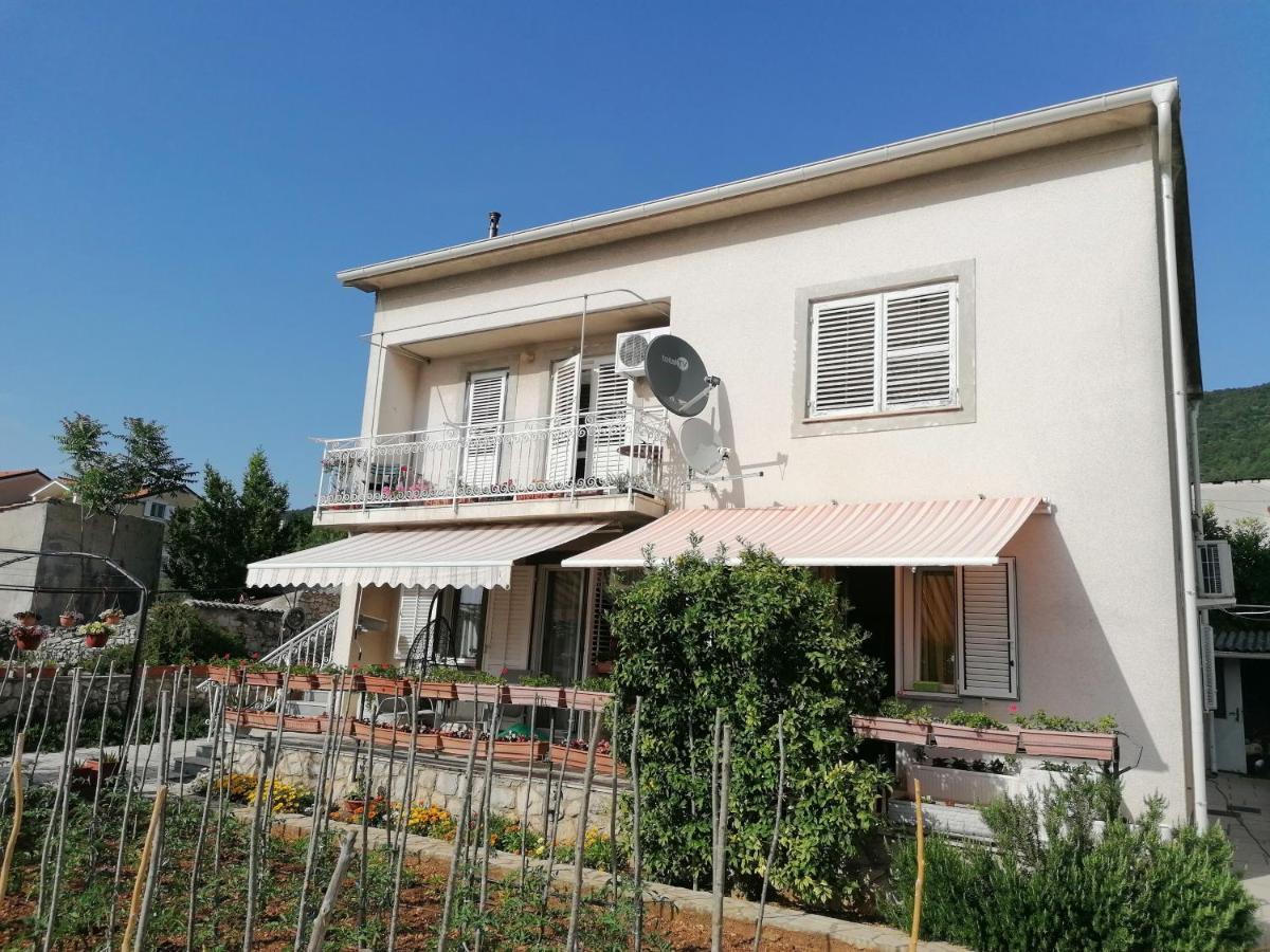 Apartment Poldrugo Cres Exterior foto